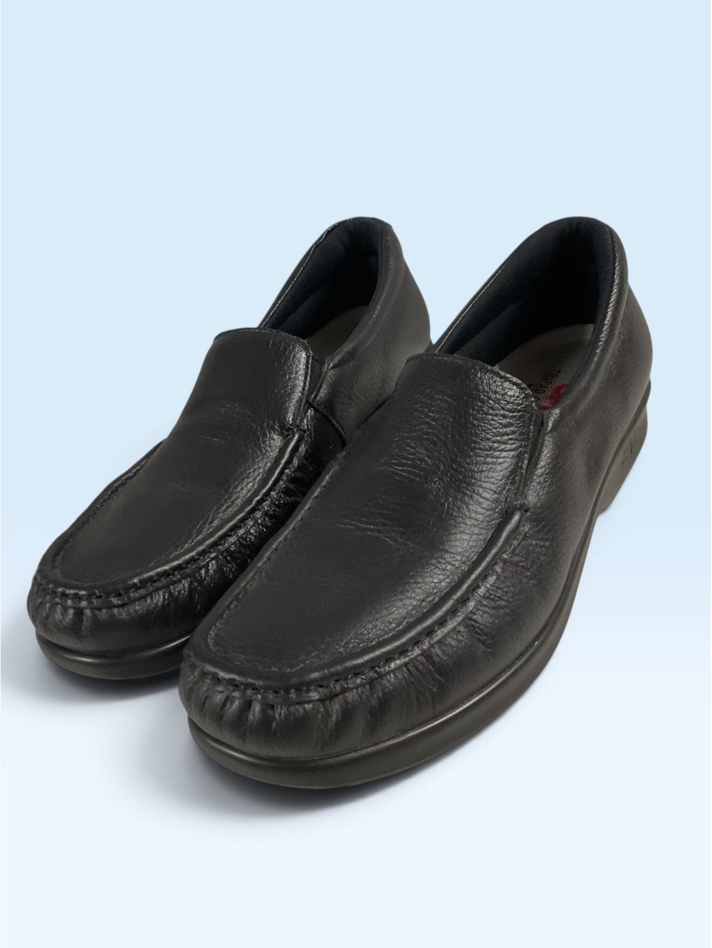 SAS Twin Slip-on Women's Black Loafers Size 11M